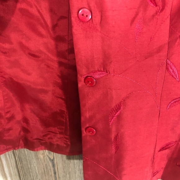 Silkland Red Embroidered Button down jacket 4P - Picture 4 of 5